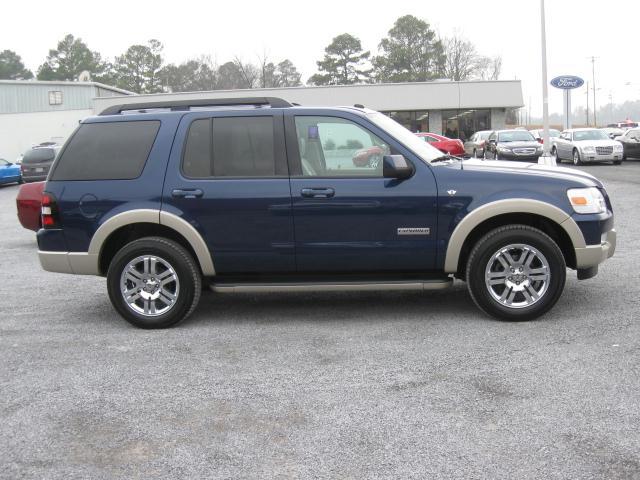 Ford Explorer 2008 photo 1