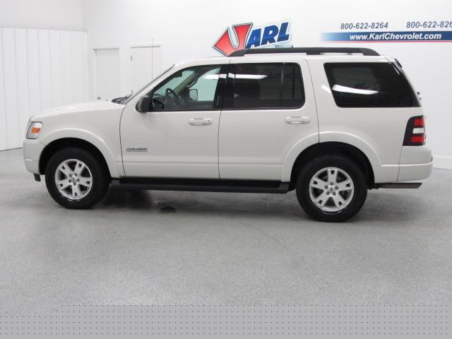 Ford Explorer ESi Sport Utility
