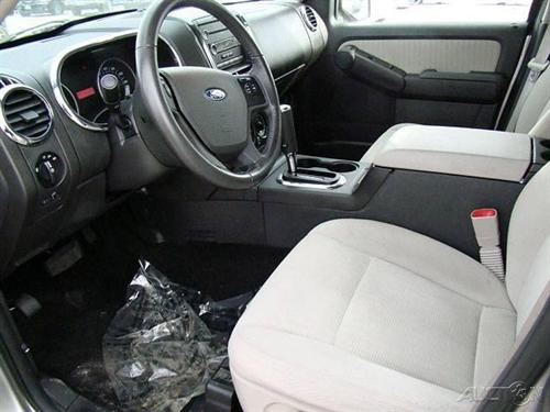 Ford Explorer 2008 photo 2