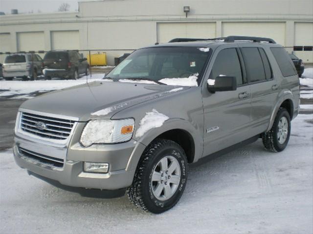 Ford Explorer 2008 photo 1