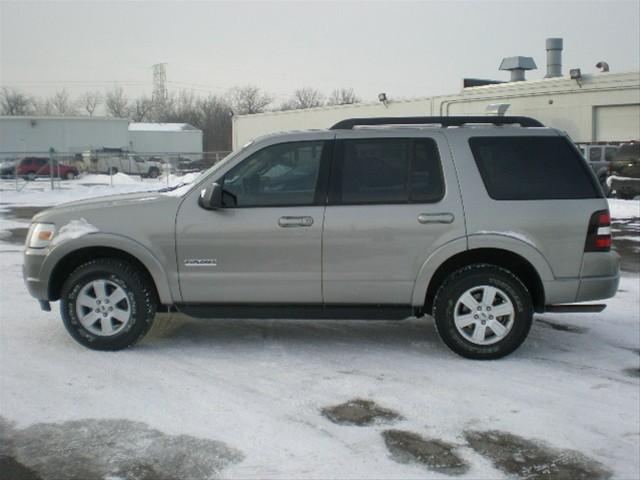 Ford Explorer 2008 photo 2