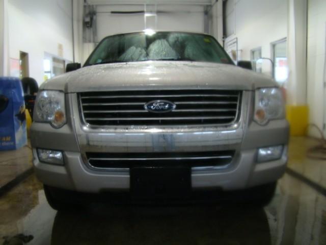 Ford Explorer 2008 photo 1