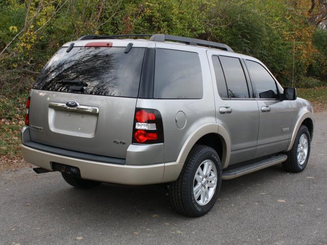 Ford Explorer 2008 photo 1