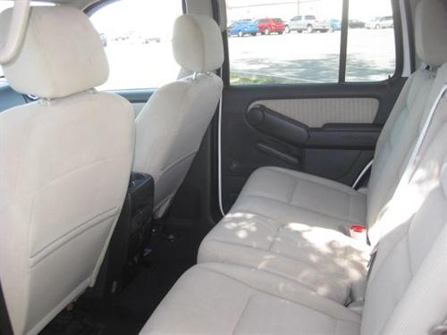 Ford Explorer 2008 photo 2