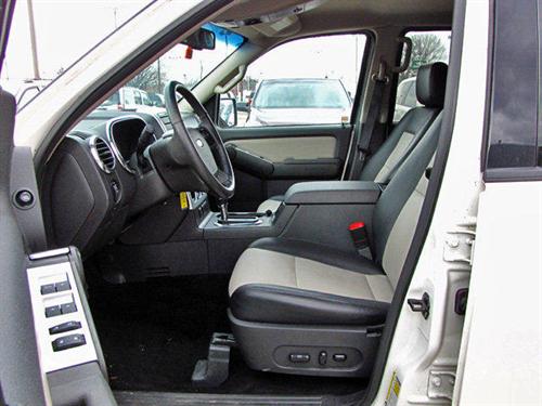 Ford Explorer 2008 photo 3