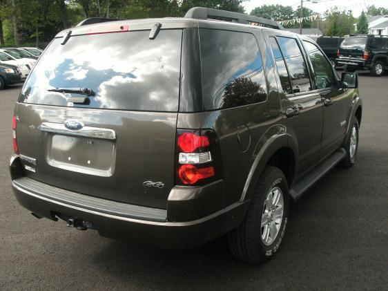 Ford Explorer 2008 photo 4