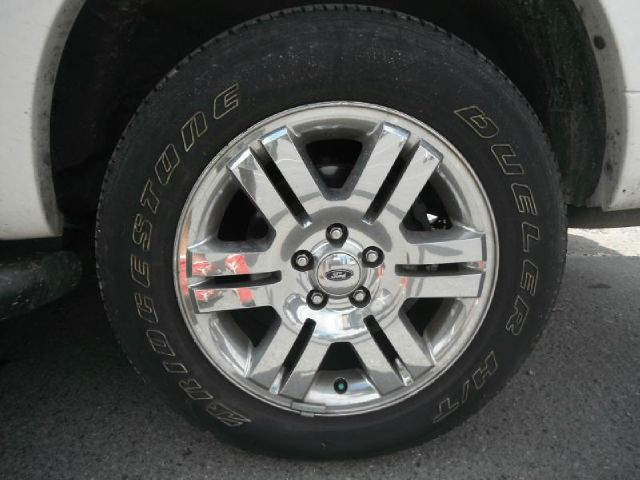 Ford Explorer 2008 photo 2