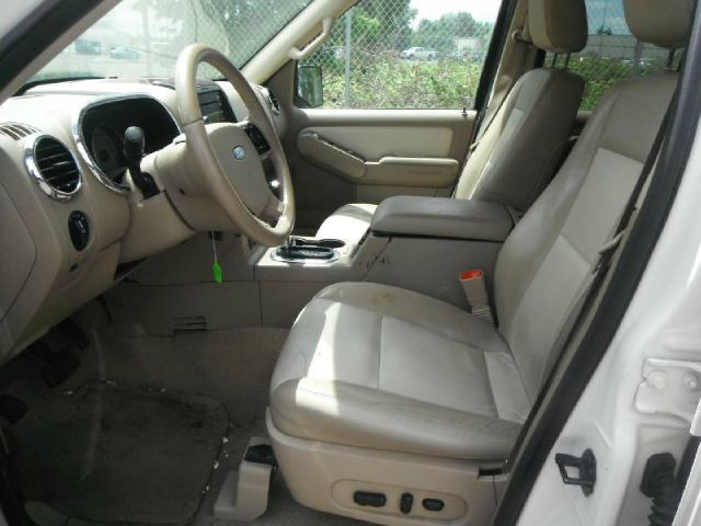 Ford Explorer 2008 photo 3