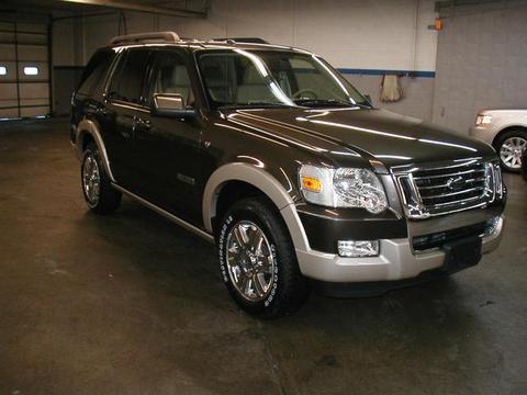 Ford Explorer 2008 photo 2