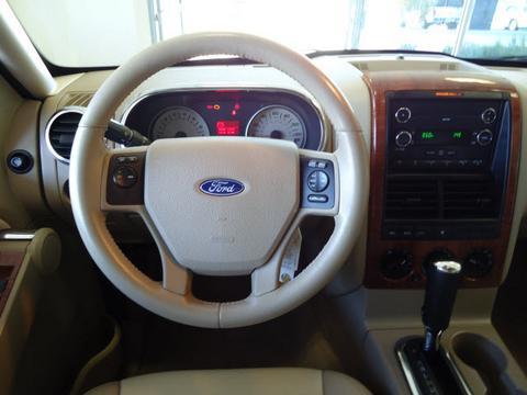Ford Explorer 2008 photo 1