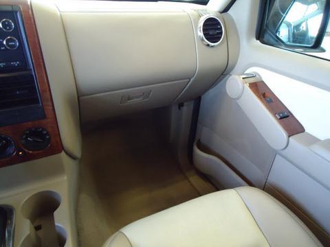 Ford Explorer 2008 photo 2