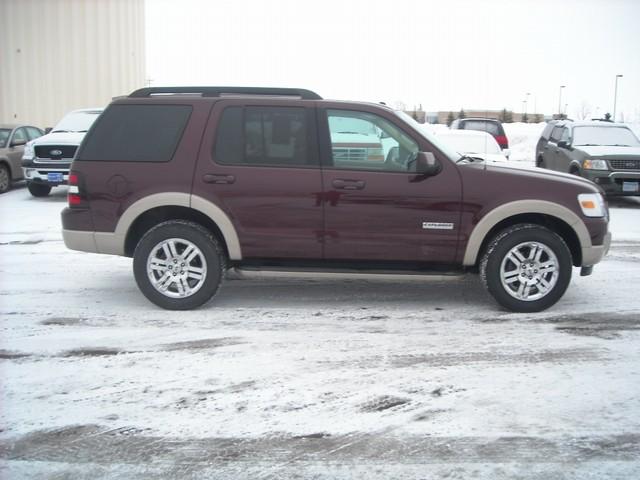 Ford Explorer 2008 photo 1