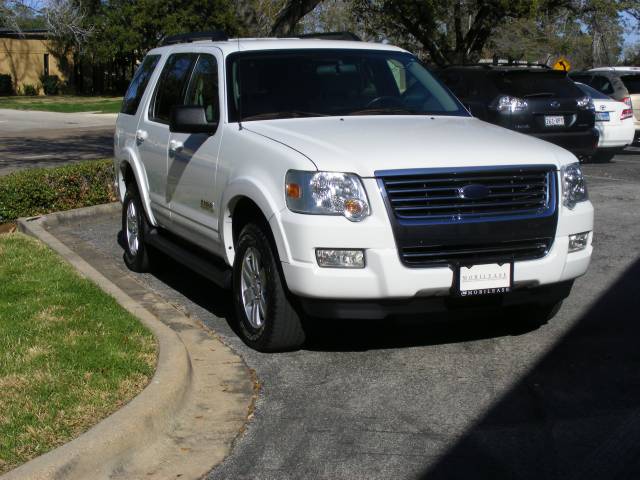 Ford Explorer 2008 photo 3