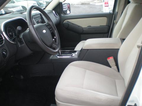 Ford Explorer 2008 photo 1