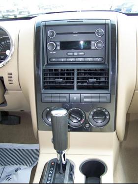 Ford Explorer 2008 photo 4