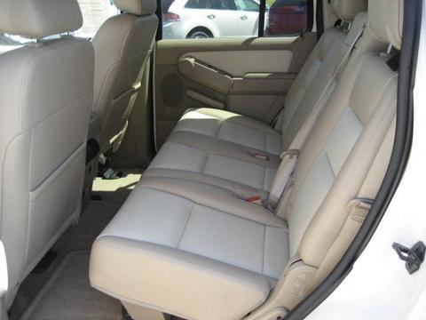 Ford Explorer 2008 photo 1