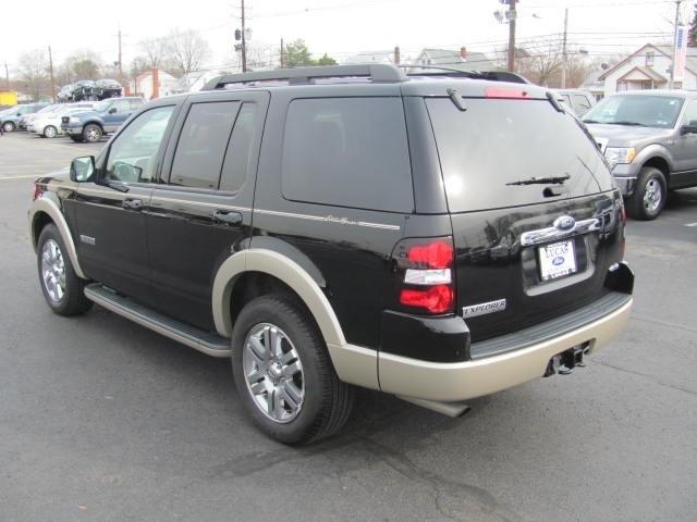 Ford Explorer 2008 photo 2