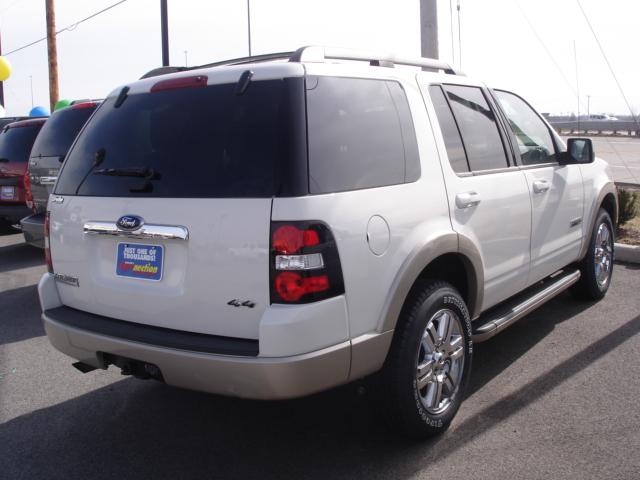 Ford Explorer 2008 photo 2