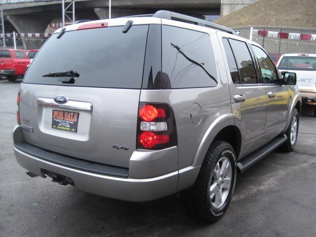 Ford Explorer 2008 photo 3