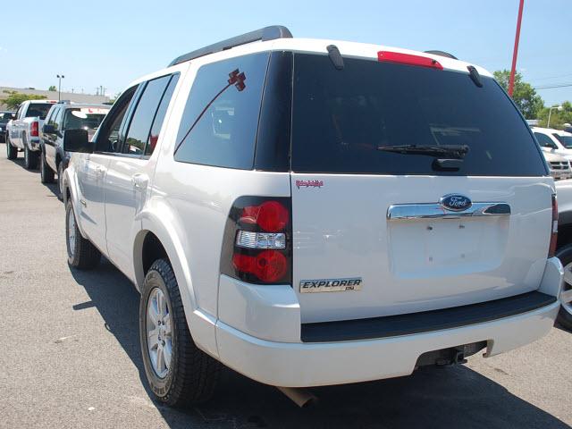 Ford Explorer ESi Sport Utility