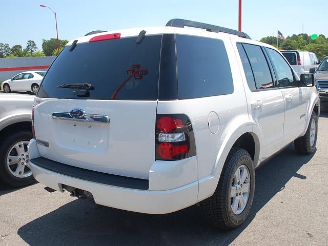 Ford Explorer 2008 photo 1