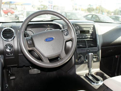 Ford Explorer 2008 photo 2