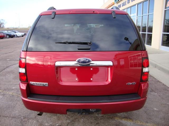 Ford Explorer 2008 photo 2