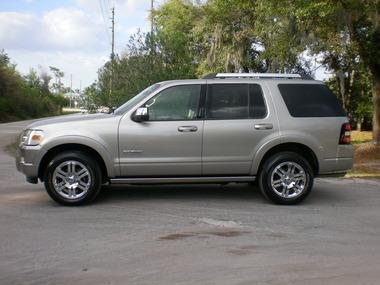 Ford Explorer 2008 photo 1