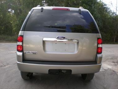 Ford Explorer 2008 photo 2