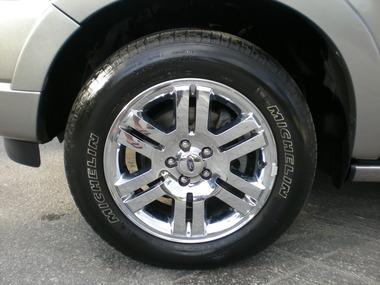 Ford Explorer 2008 photo 3
