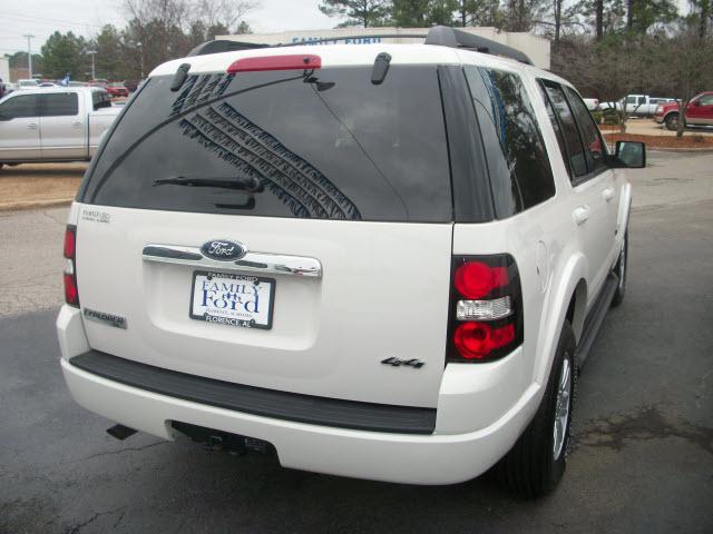 Ford Explorer 2008 photo 2