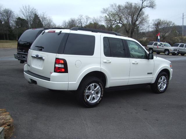 Ford Explorer 2008 photo 2