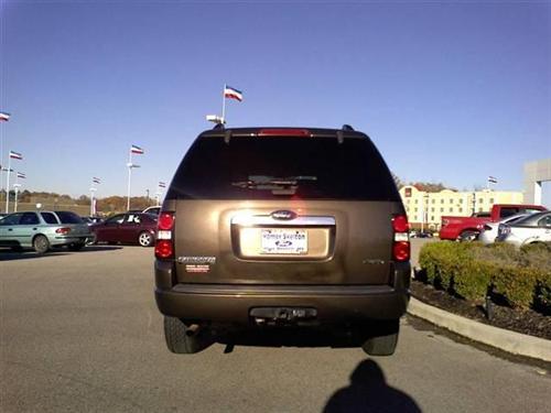 Ford Explorer 2008 photo 3