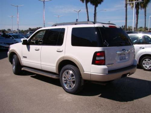 Ford Explorer 2008 photo 2