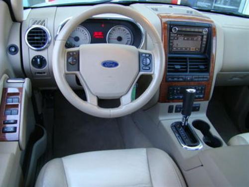 Ford Explorer 2008 photo 4