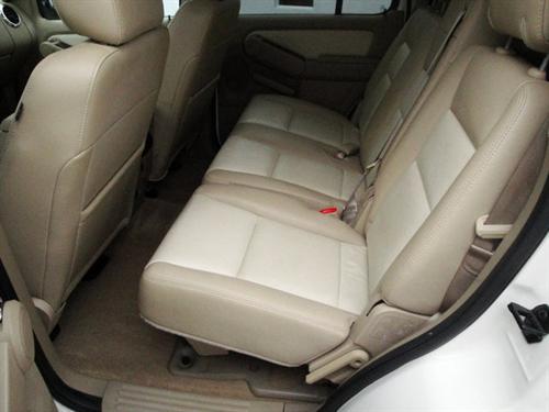 Ford Explorer 2008 photo 2