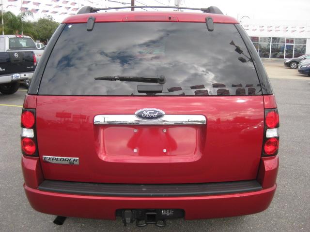 Ford Explorer 2008 photo 3