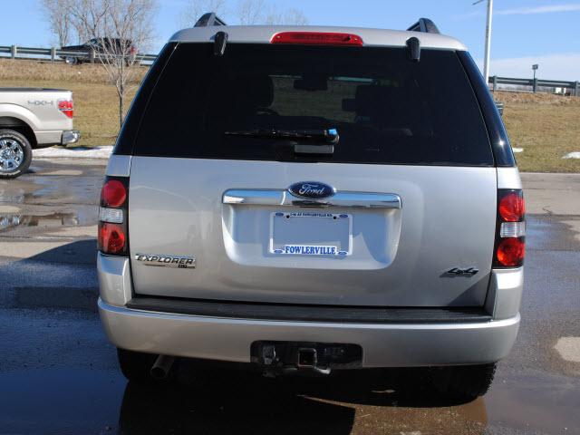 Ford Explorer 2008 photo 4