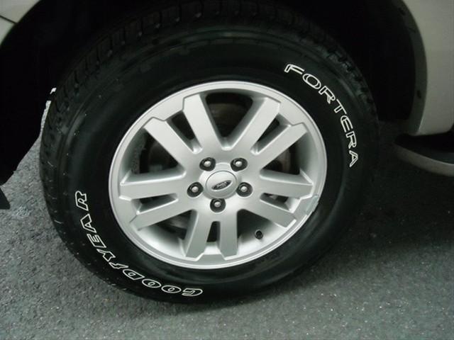 Ford Explorer 2008 photo 4
