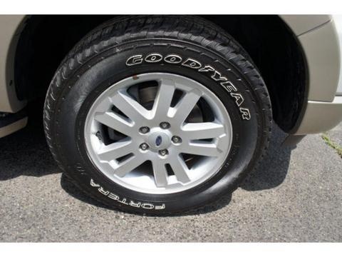 Ford Explorer 2008 photo 1