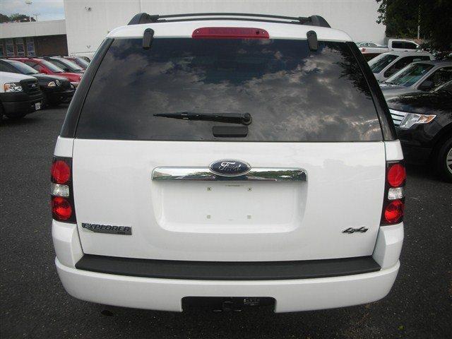 Ford Explorer 2008 photo 2