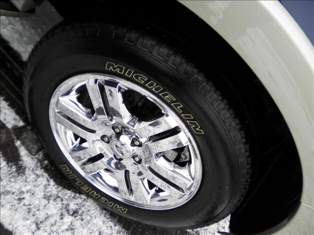 Ford Explorer 2008 photo 2