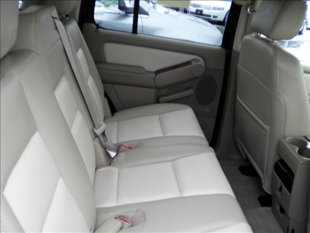 Ford Explorer 2008 photo 4