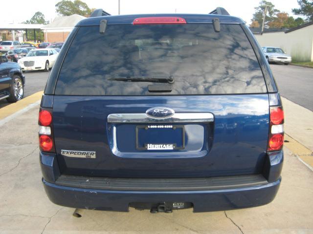 Ford Explorer 2008 photo 3