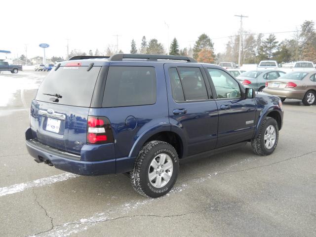 Ford Explorer 2008 photo 1