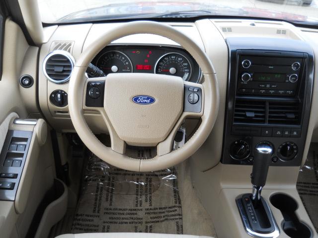 Ford Explorer 2008 photo 2