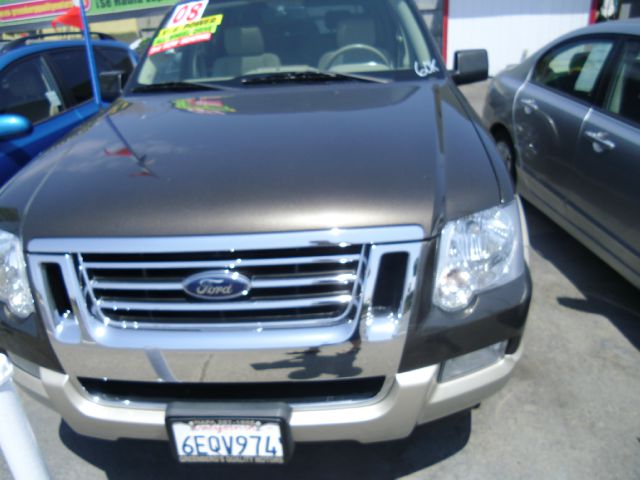 Ford Explorer 2008 photo 3