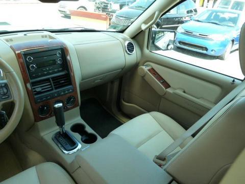 Ford Explorer 2008 photo 2