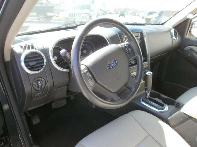 Ford Explorer 2008 photo 4