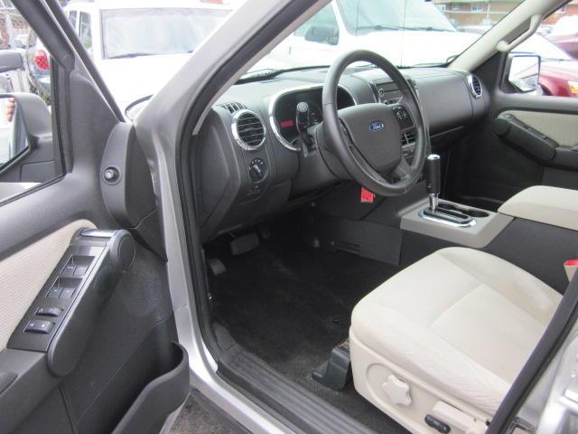 Ford Explorer Sltbighorn 4X4 Sport Utility